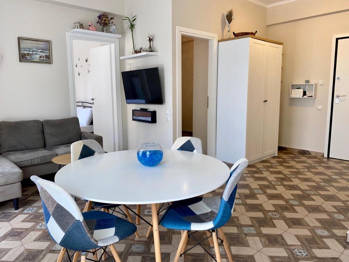 Dafni'S Home Is In 200M To Metro Ag Ioanis Atenas Exterior foto
