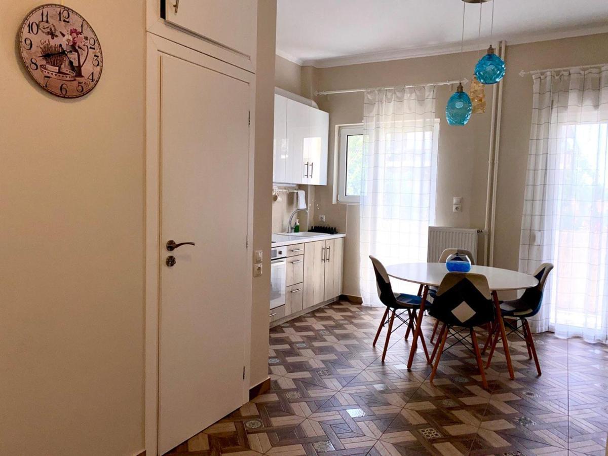 Dafni'S Home Is In 200M To Metro Ag Ioanis Atenas Exterior foto